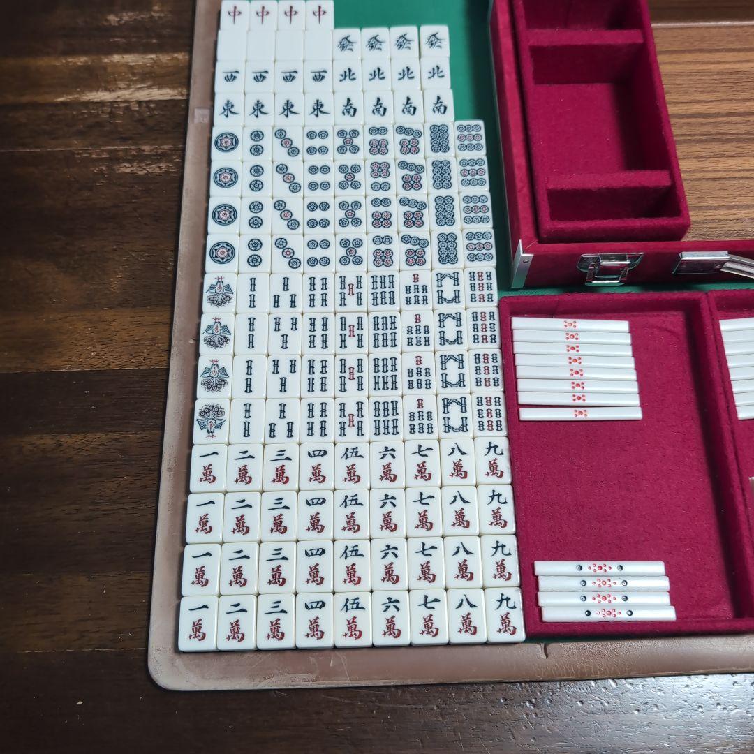 麻雀セット 木製ケース 136枚牌 - メルカリ