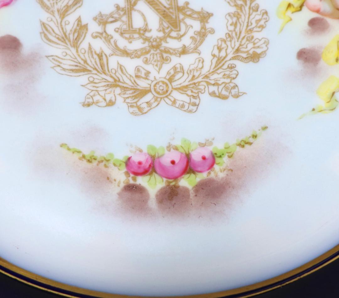 オールド・セーブル フランス第二帝政期1867年製 金彩天使図濃紺色大型