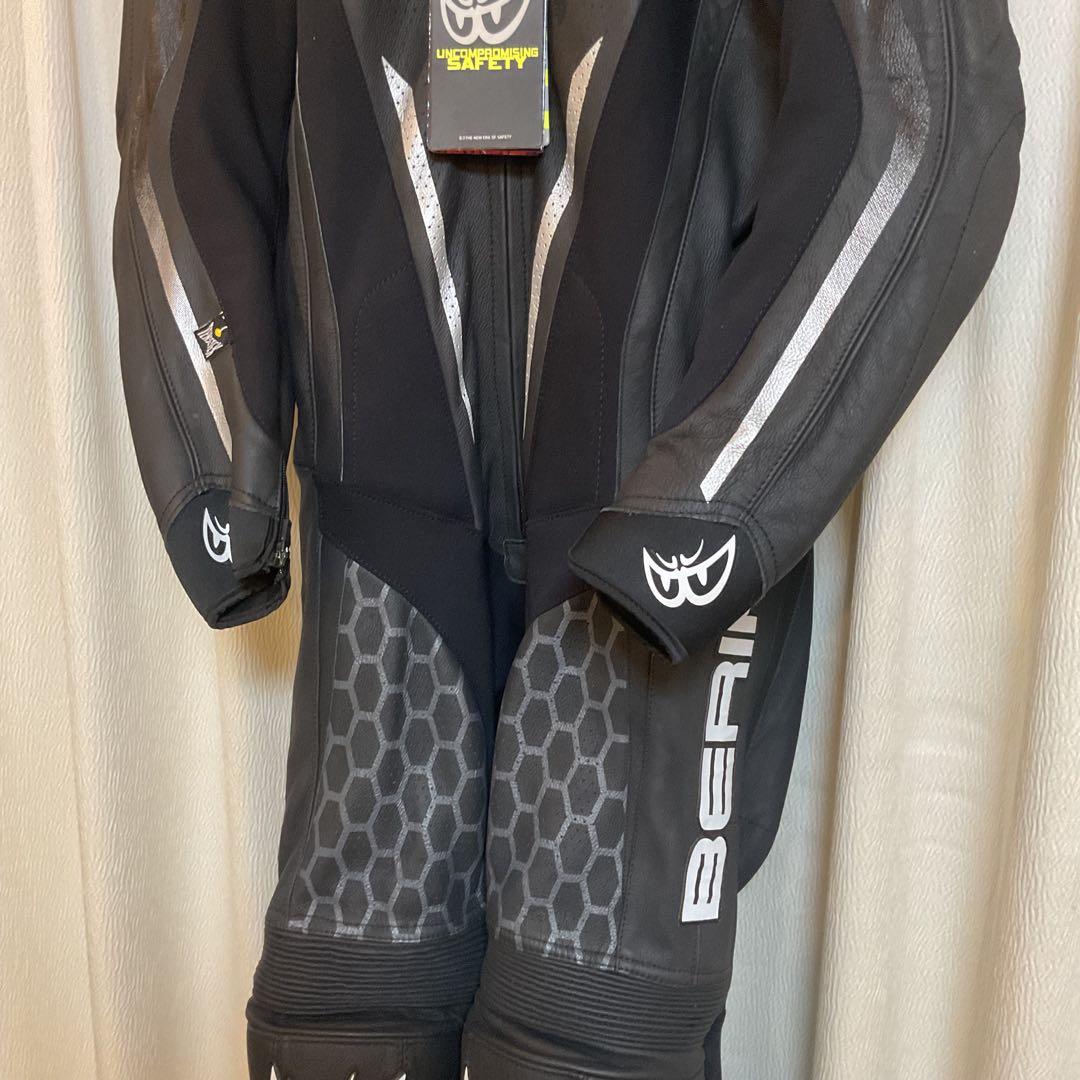 未使用】BERIKベリックレーシングスーツ 52サイズ - メルカリ