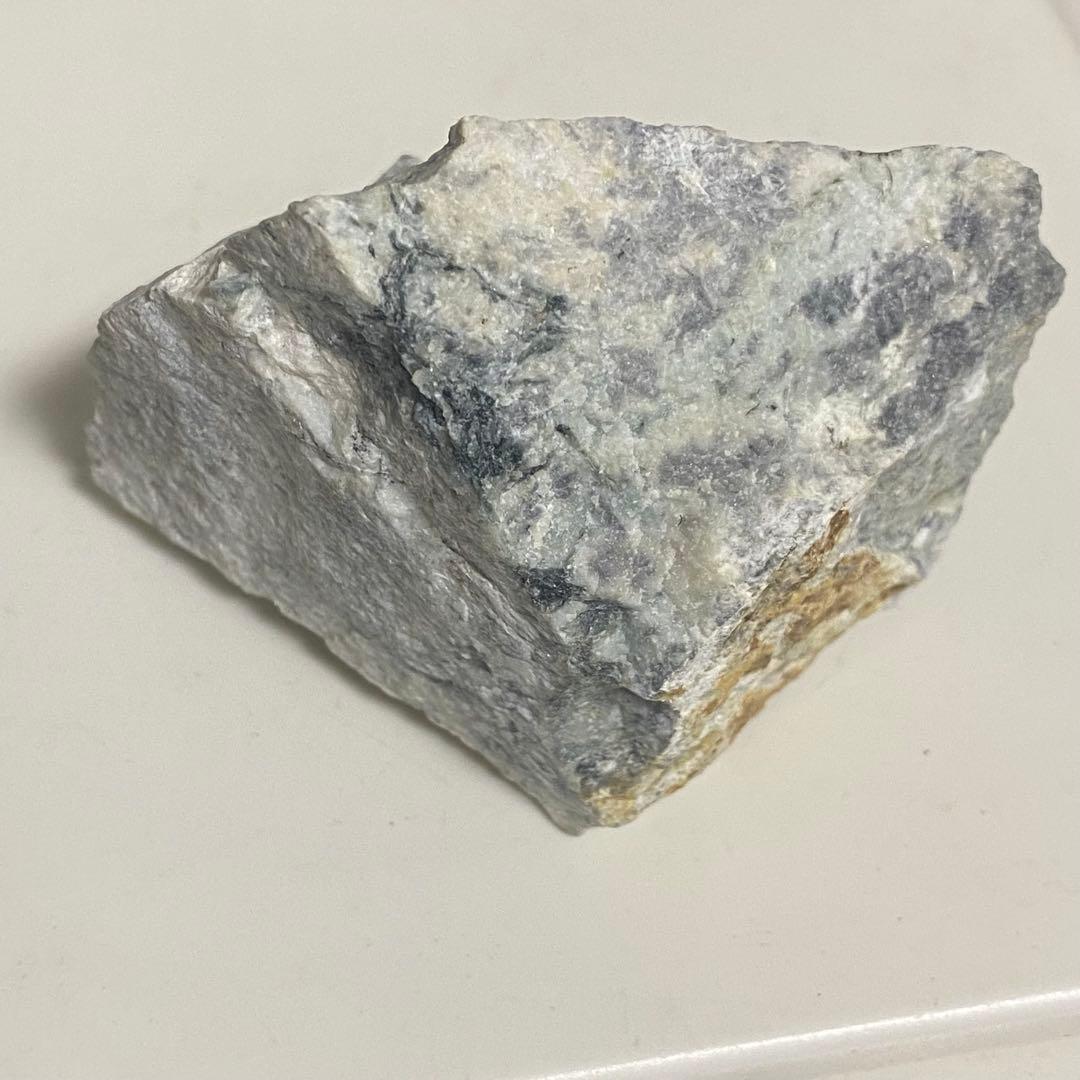 岡山県 大佐山ヒスイ 一部青 蓮華石 237g - メルカリ