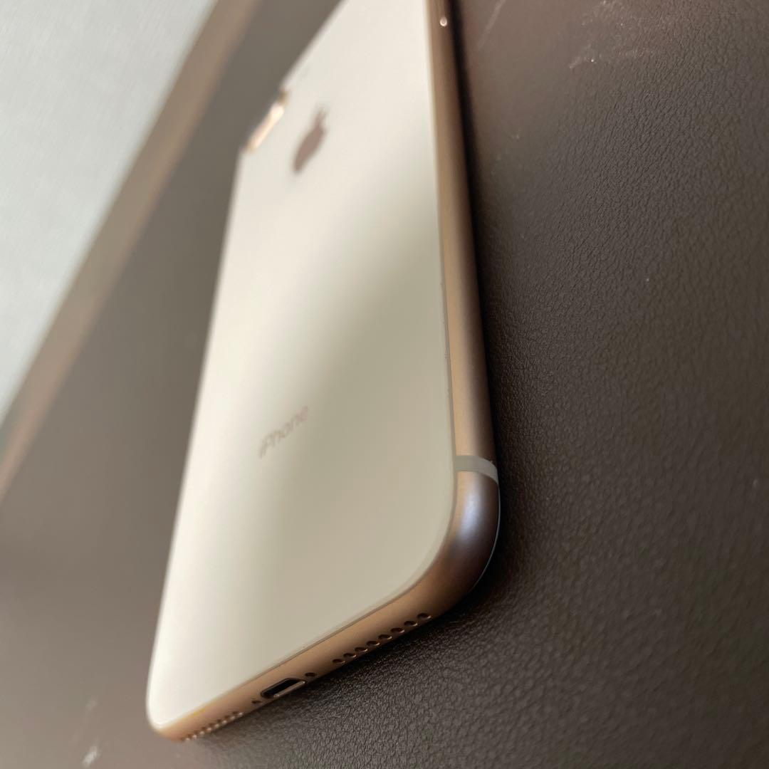 iPhone 8 Plusゴールド（SIMロックあり） - メルカリ