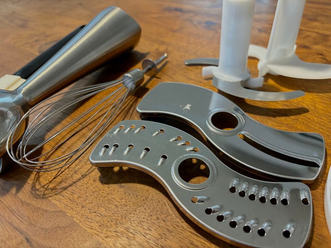 デロンギ ブレンダー BRAUN MQ735 （4199） - メルカリ