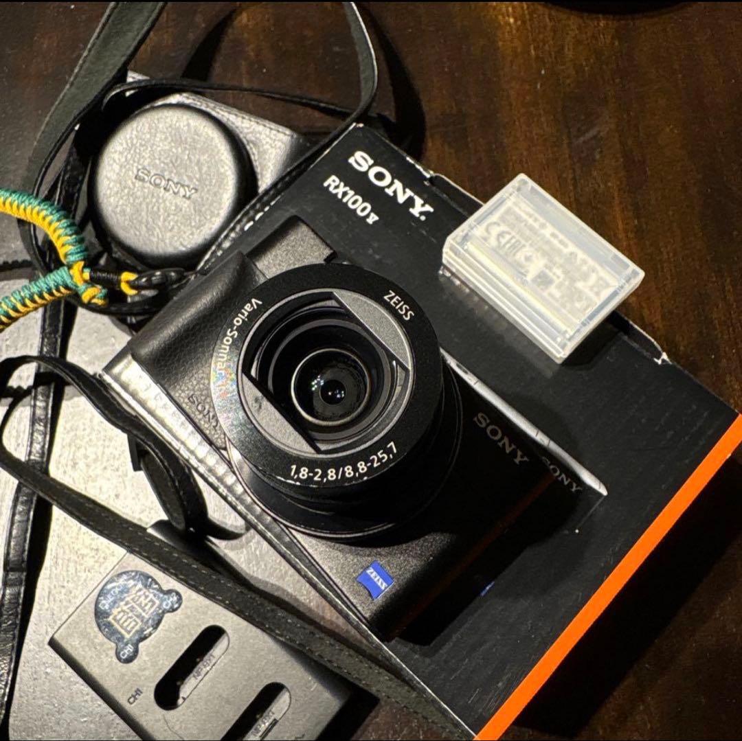 Sony RX100m5a コンパクトデジタルカメラ おまけ多数！レザーケース付
