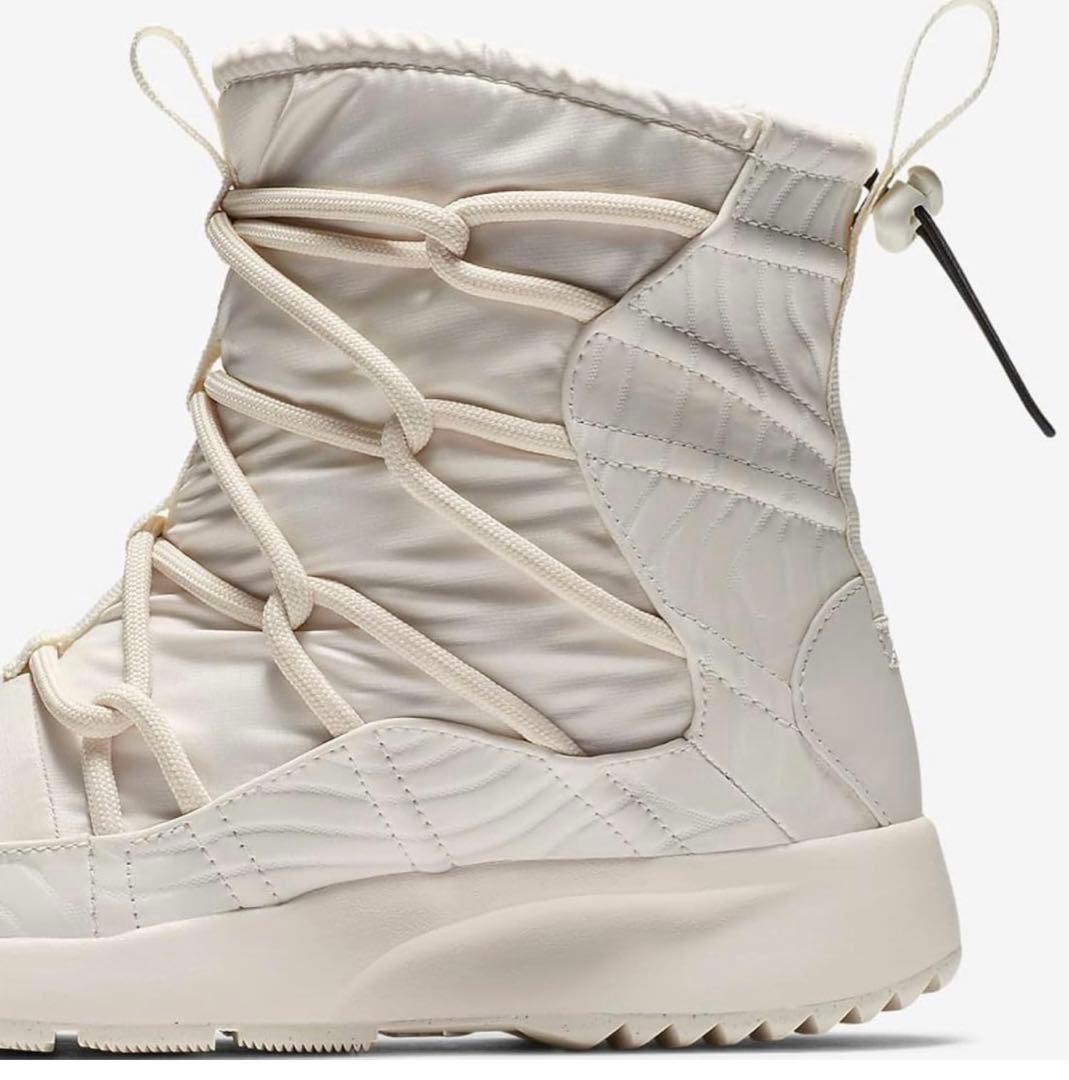 朔太郎⭐︎値下げ！！！ナイキ タンジュン ハイライズ　24.0cm