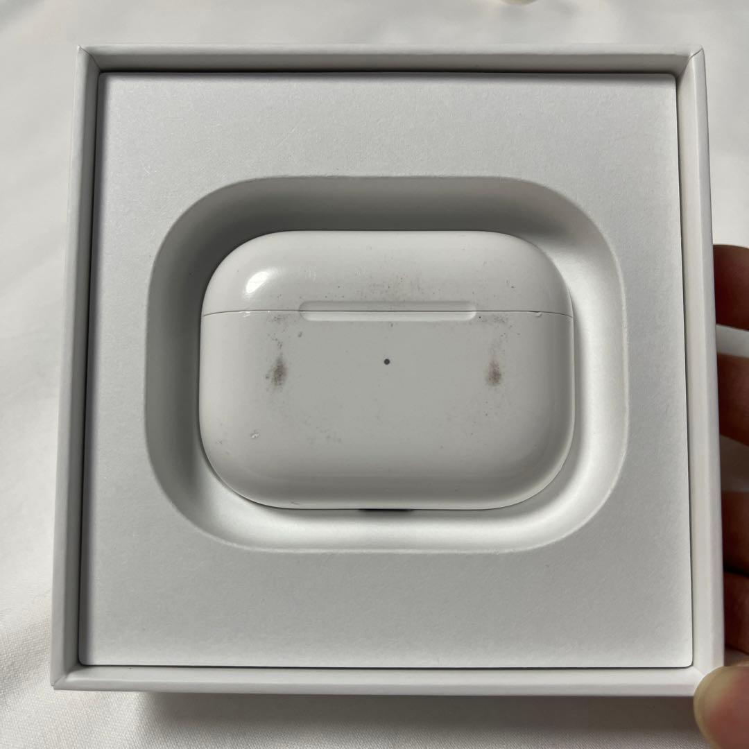 AirPods Pro ケースのみ　箱付き Apple 第1世代 ワイヤレス充電ケースのみ Apple AirPods Pro 純正 国内