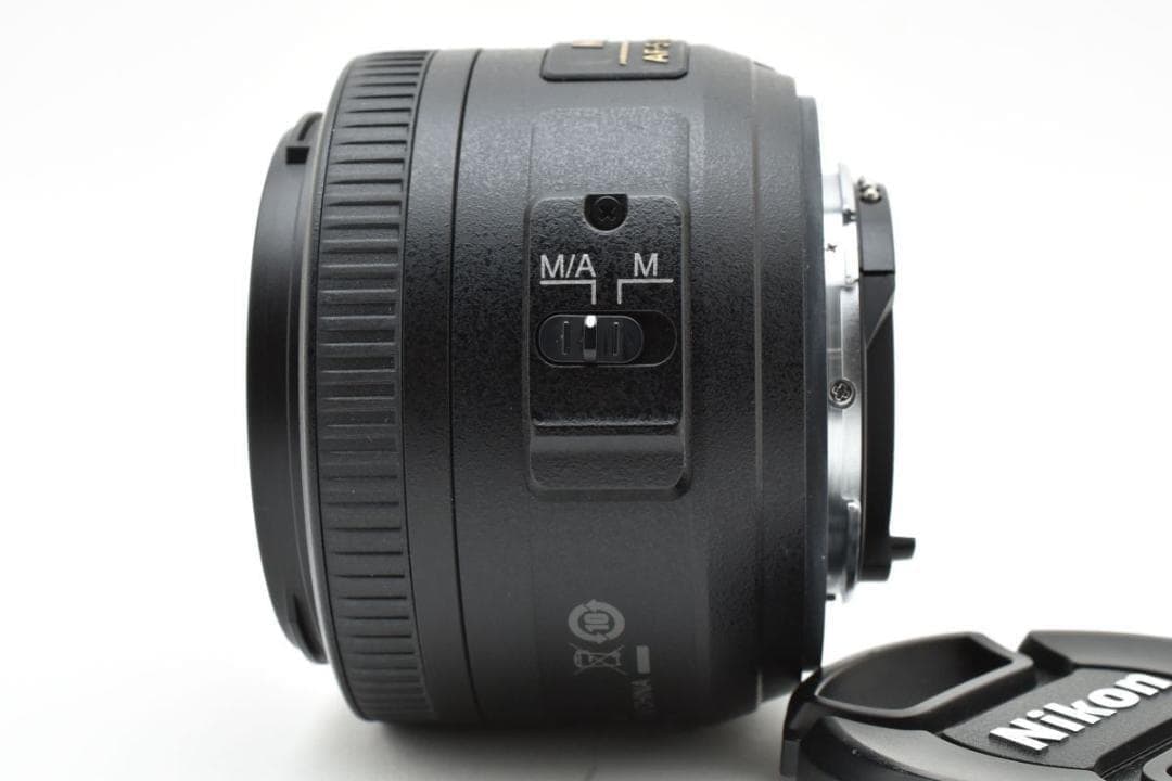Nikon AF-S NIKKOR 35mm 1.8G DX レンズ カメラ