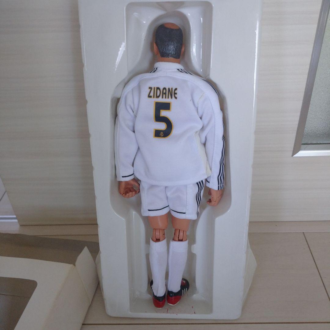 希少！フランス《adidas》レアル・マドリッド★ジダン選手可動式フィギュア★