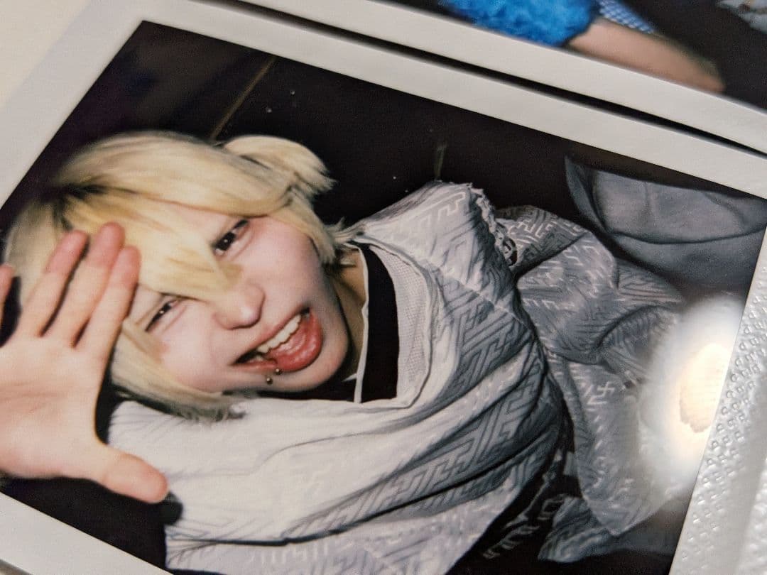 Poltergeist てん ピンチェキ メン地下 ⑥ - メルカリ