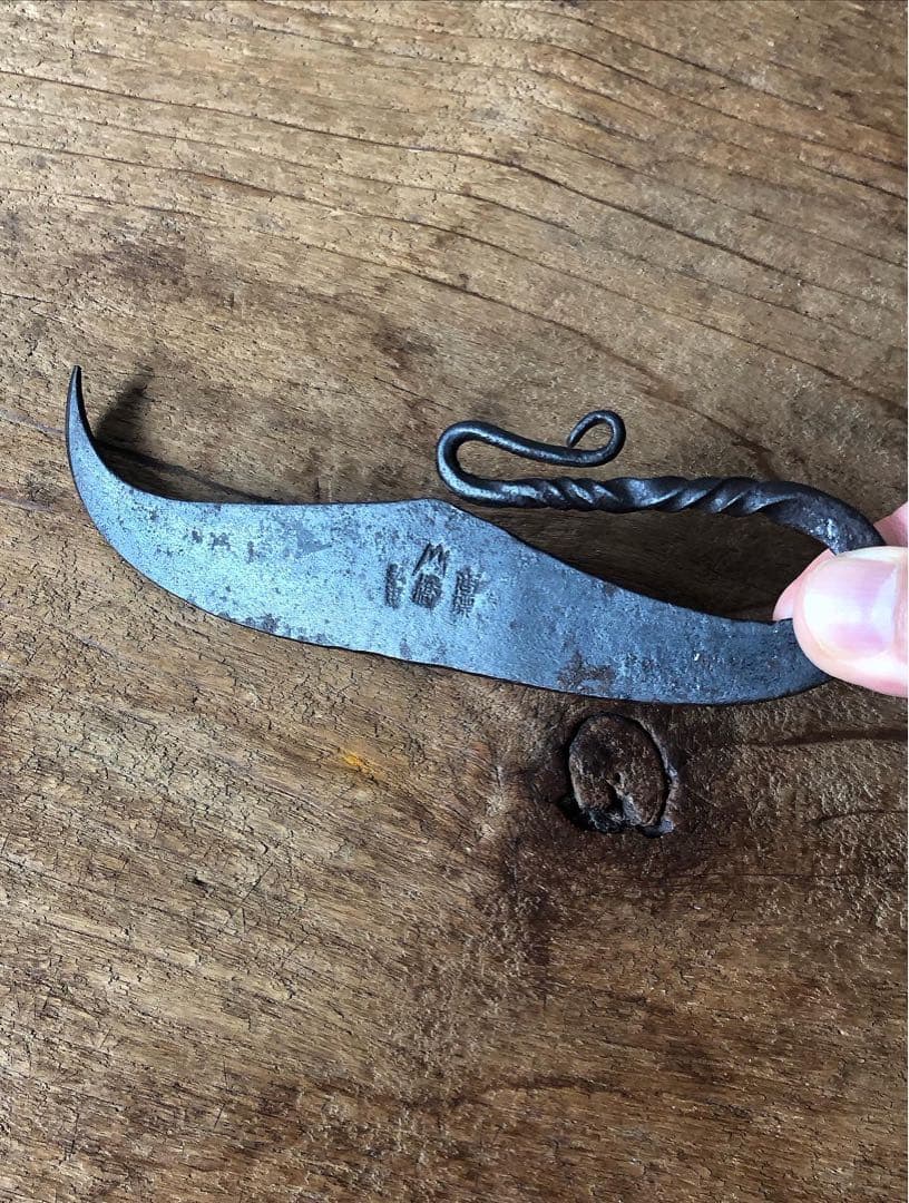 大工さんの木箱から出てきた火打ち金 火打鎌 明治時代 古