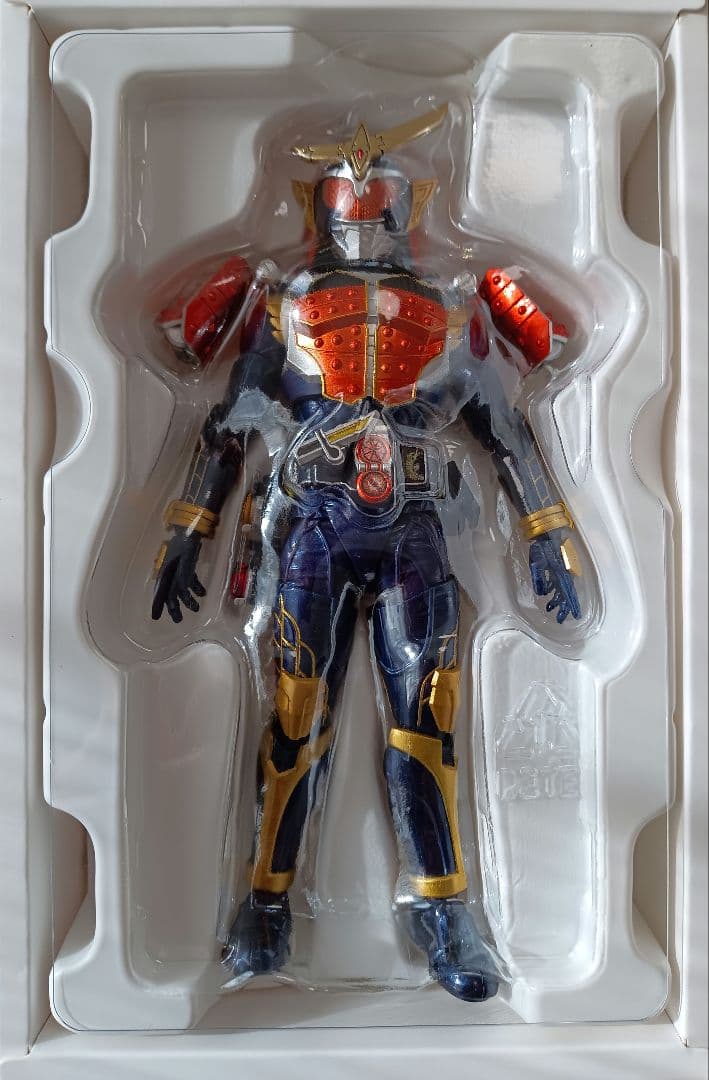 中古美品　S.H.Figuarts 仮面ライダー鎧武 真骨彫製法