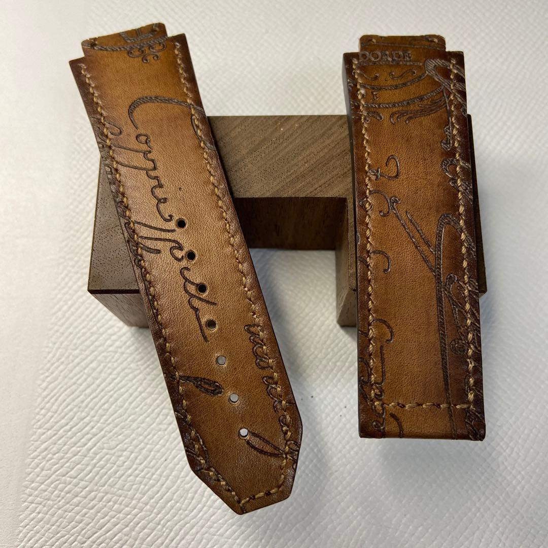 ✓【オーダー製作】ウブロ（HUBLOT）専用レザーストラップ - メルカリ