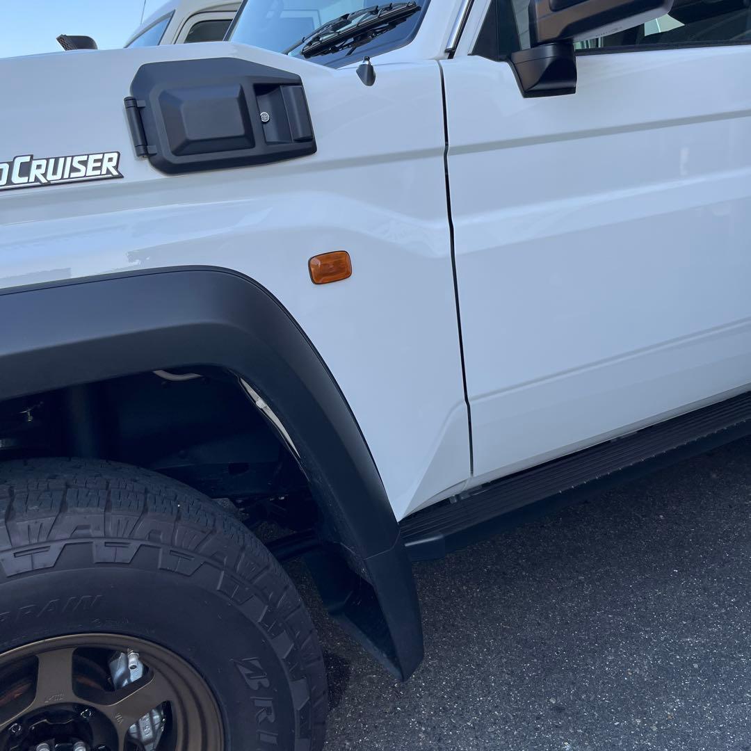 再再販ランクル70 GDJ76 セキュリティキー付リッドカバー 新型70