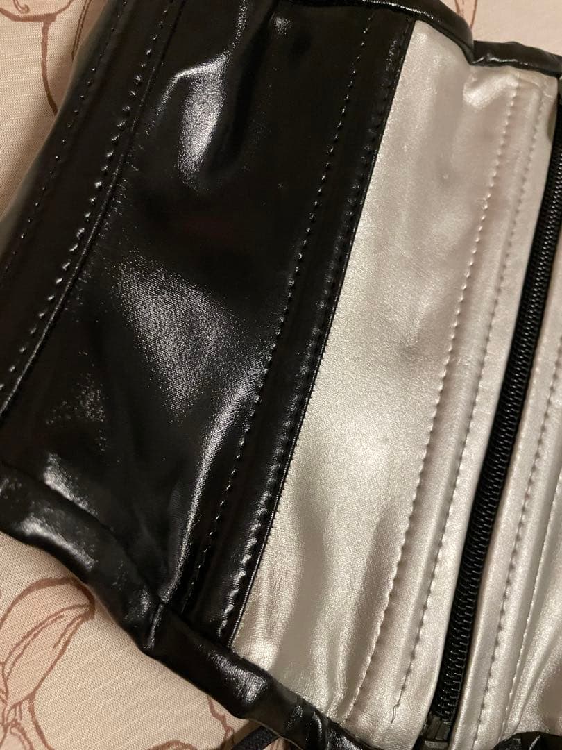 アフィックス パラパラ エナメル コルセット ボンデージ - メルカリ