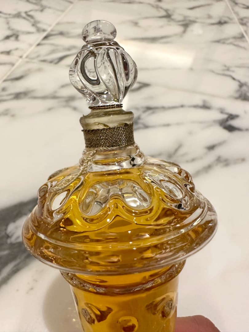 CARON キャロンノクチューン バカラクリスタル 60ml香水 - メルカリ