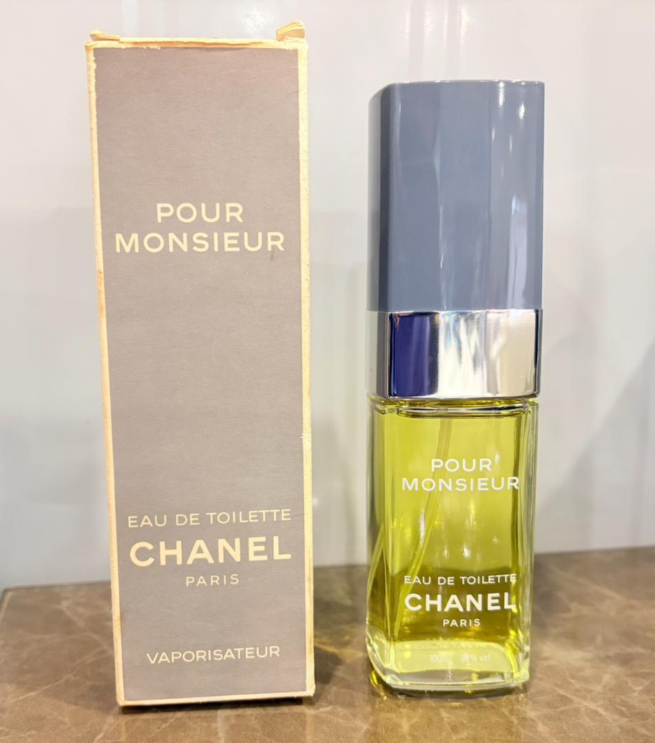 香水(ユニセックス) CHANEL POUR MONSIEUR Eau de Toilette 100 POUR MONSIEUR - Eau De Toilette ❘ CHANEL ≡ SEPHORA