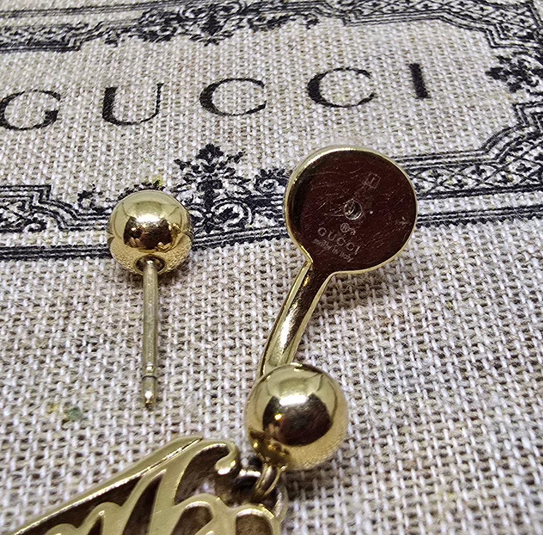超レア美品】GUCCI スクリプト ボール ピアス 片耳 - メルカリ