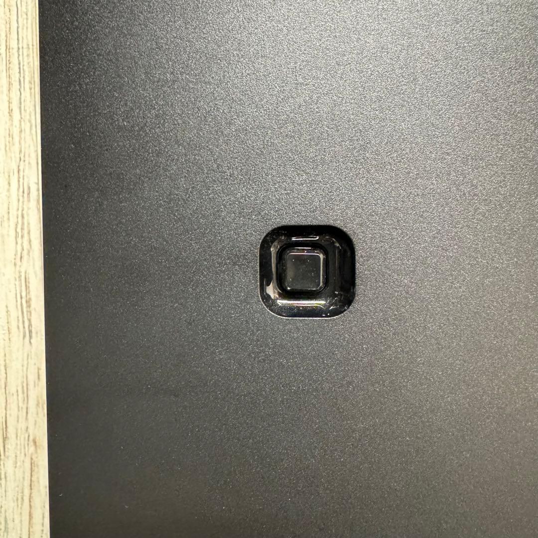 即日受渡❣️全国送料込フィリップス4K 4画面出力43型モニター 臨場