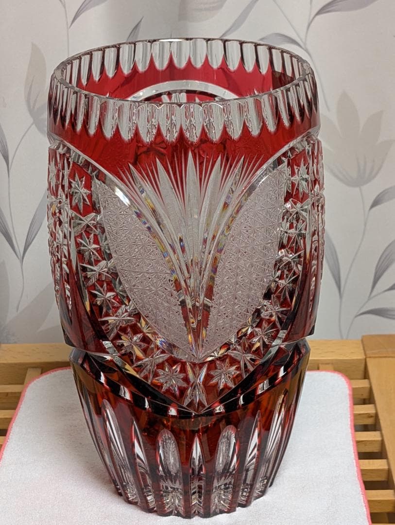 KONIG ケニッヒ クリスタル 切子 ガラス 花瓶 レッド ドイツ - メルカリ