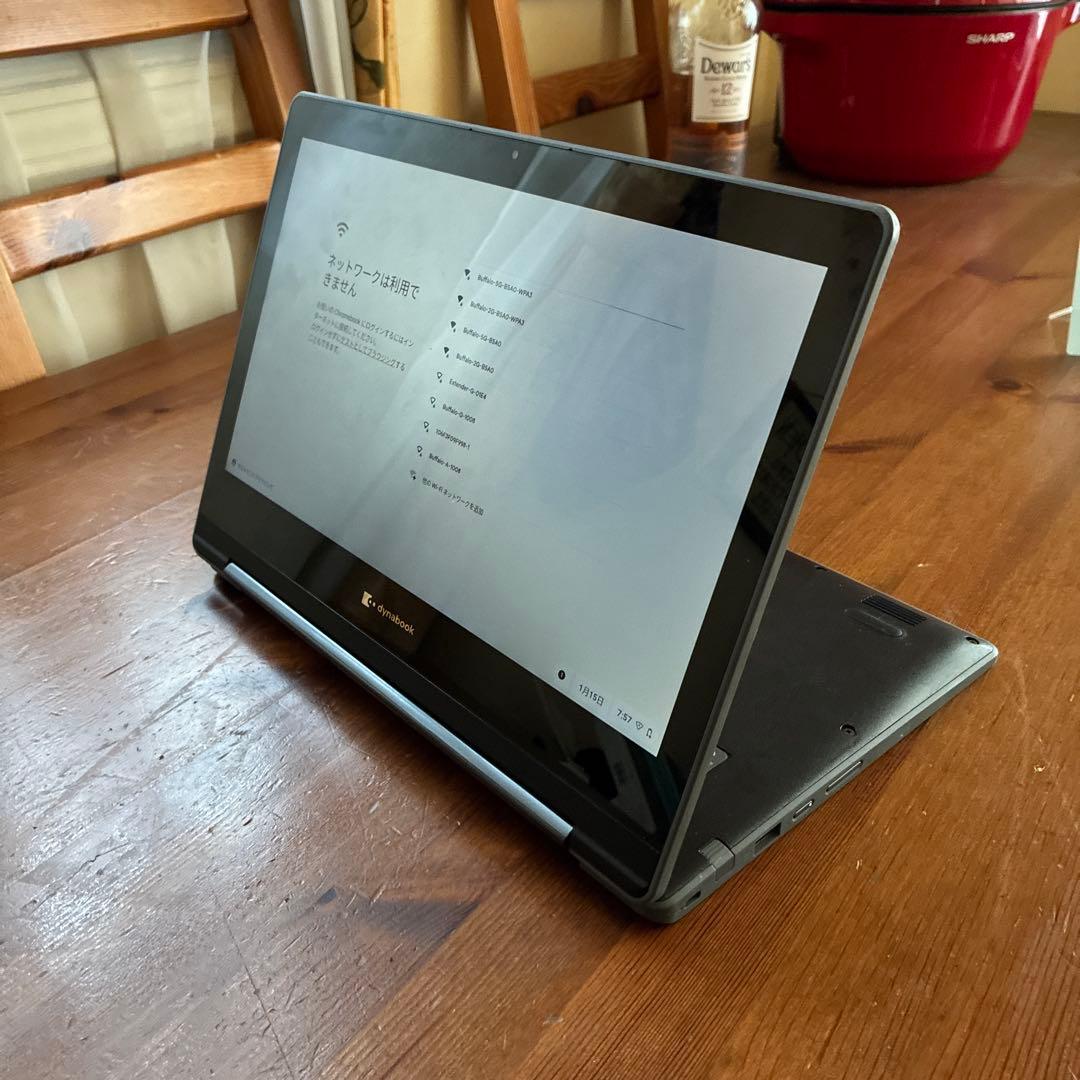 Chromebook SH-W01 カバン付 初期化、動作確認OK - メルカリ