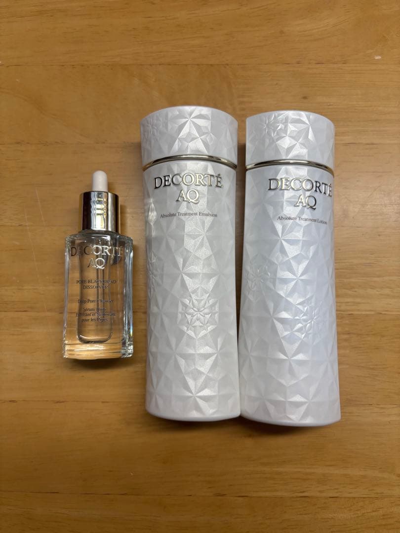 DECORTÉ AQ 化粧水 乳液 クレンジングオイル コスメデコルテ」“AQ”が毛穴ケア特化型のクレンジング美容液を発売