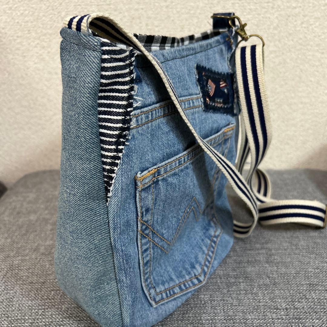 デニムリメイク ショルダーバッグ 古着リメイク ハンドメイド - メルカリ