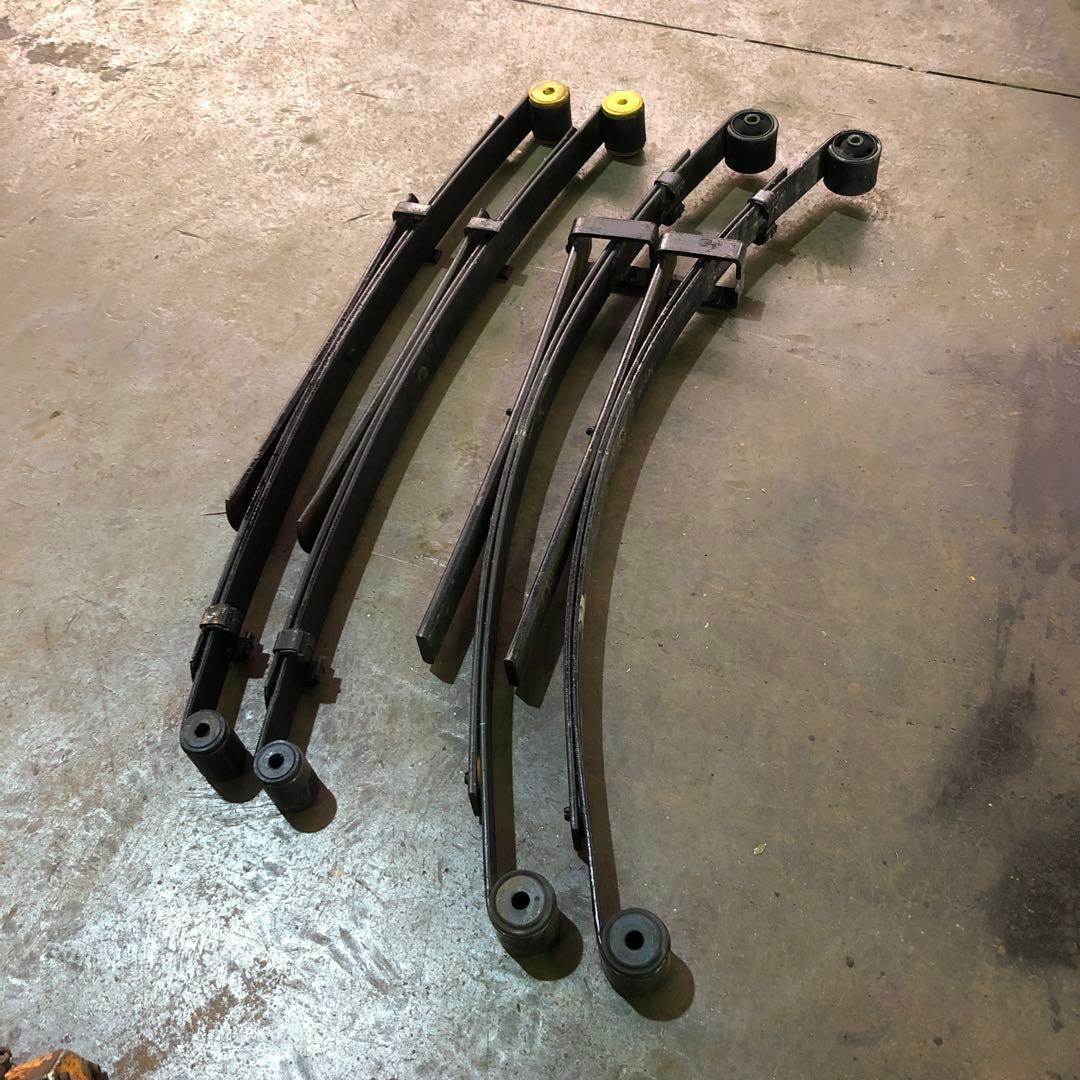 JA11 ジムニー 純正リーフ - メルカリ