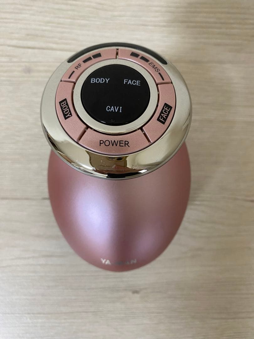 YA-MAN 美顔器 ボディ・フェイスリフトケア 1回1分置くだけ。リフトケア特化型美顔器。 「リフトロジー