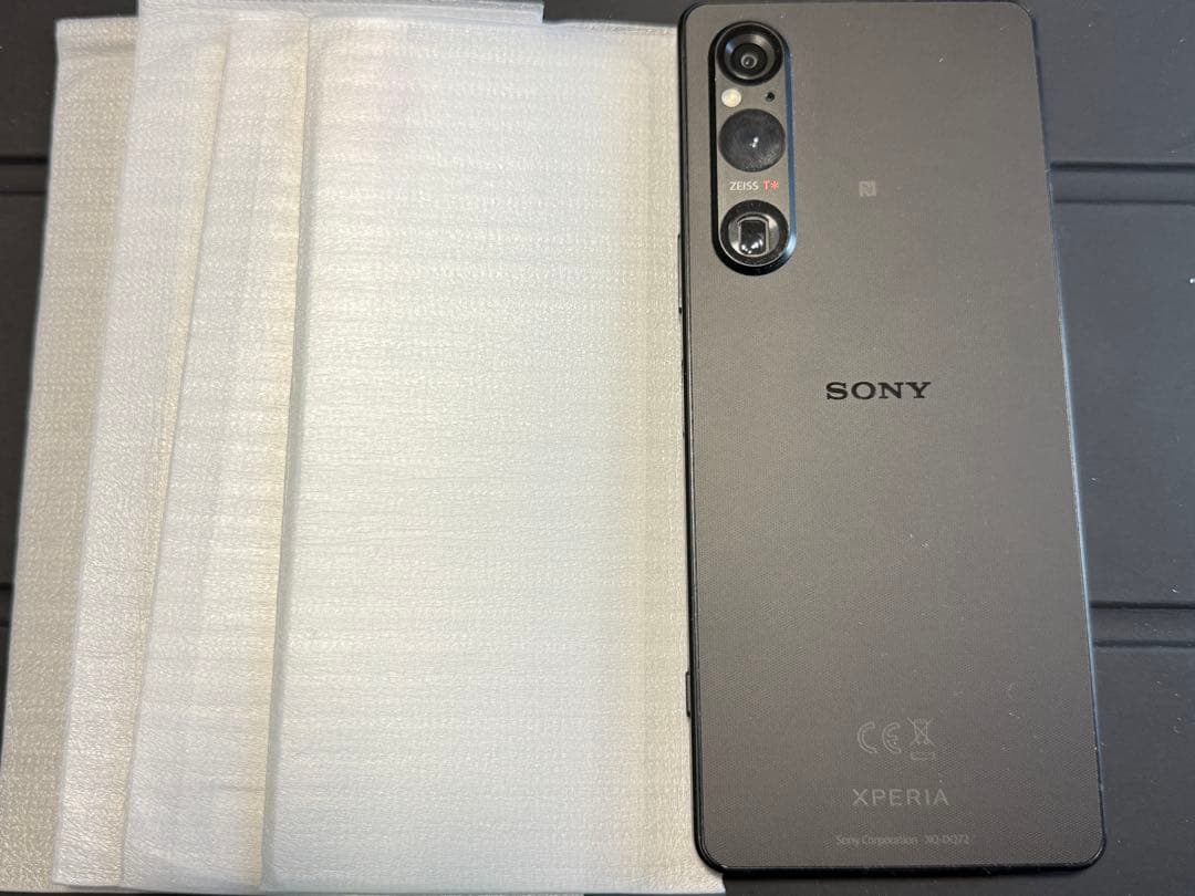 SONY Xperia 1V 512GB 本体 ガラスフィルムx5 ケース付き - メルカリ
