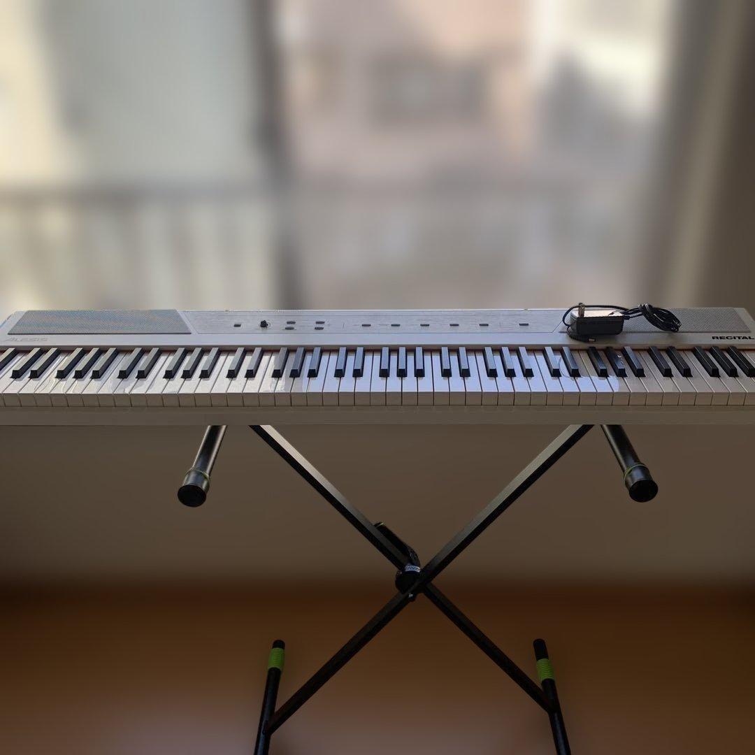 Alesis アレンジ　電子ピアノ　88鍵 ホワイトキーボード Amazon | Alesis 電子ピアノ 88鍵盤 初心者向け電子ピアノ スピーカー