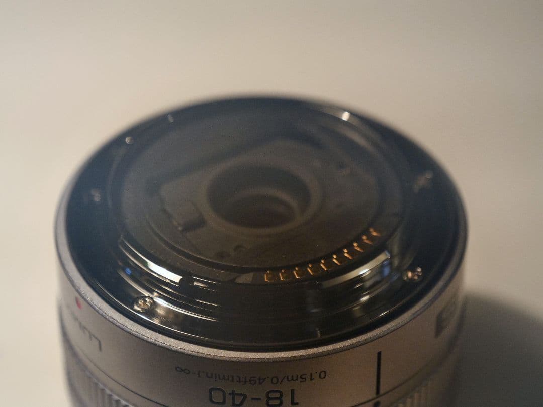 パナソニック lumix 18-40mm f4.5-6.3 Lマウント