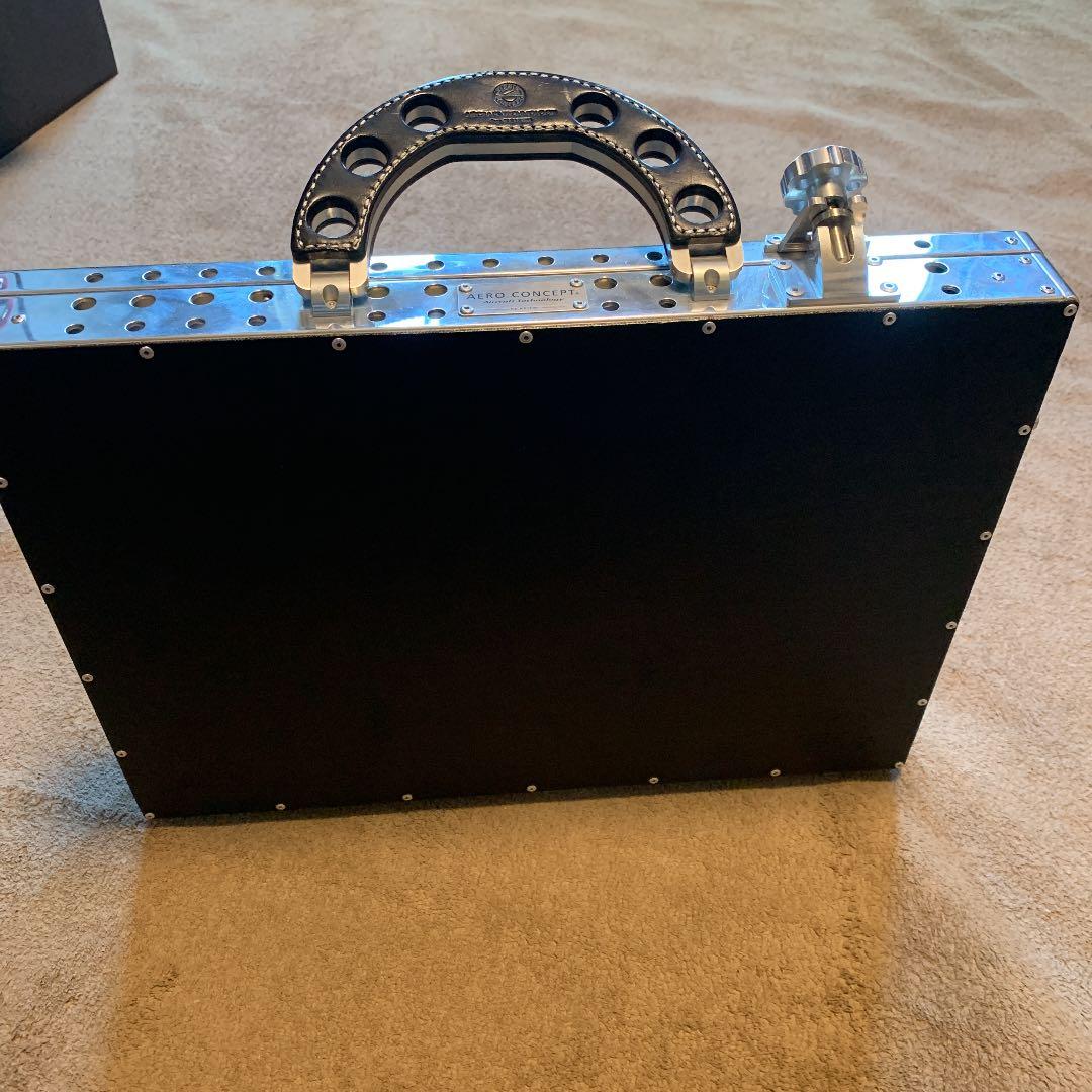 エアロコンセプト アタッシュケース ジェラルミン - メルカリ