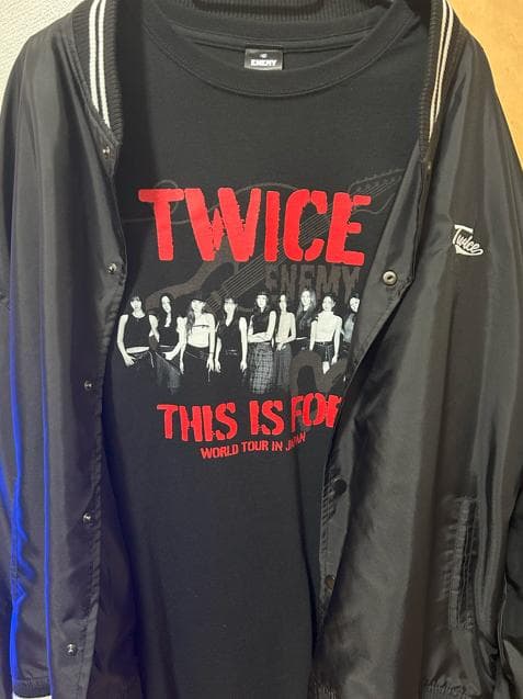 TWICE 9ROUND スタジャン&ENEMY Tシャツ Lサイズ TWICE STADIUM JUMPER - HOME 9ROUND | JYP SHOP
