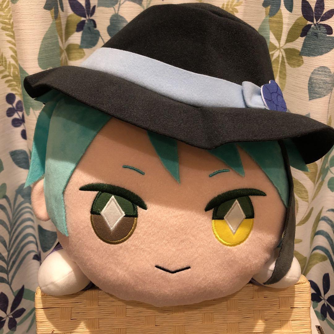 ツイステッドワンダーランド ツイステ メガジャンボ寝そべりぬいぐるみ