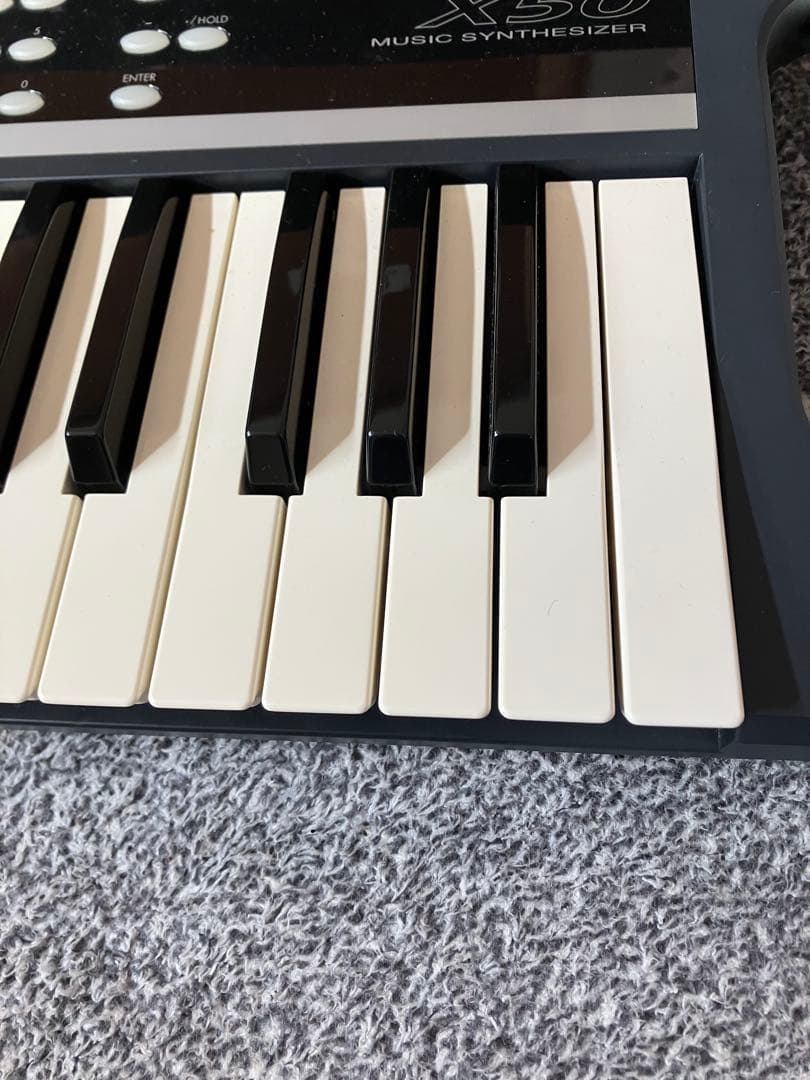 X50 シンセサイザー 中古 配線ジャックゆるい