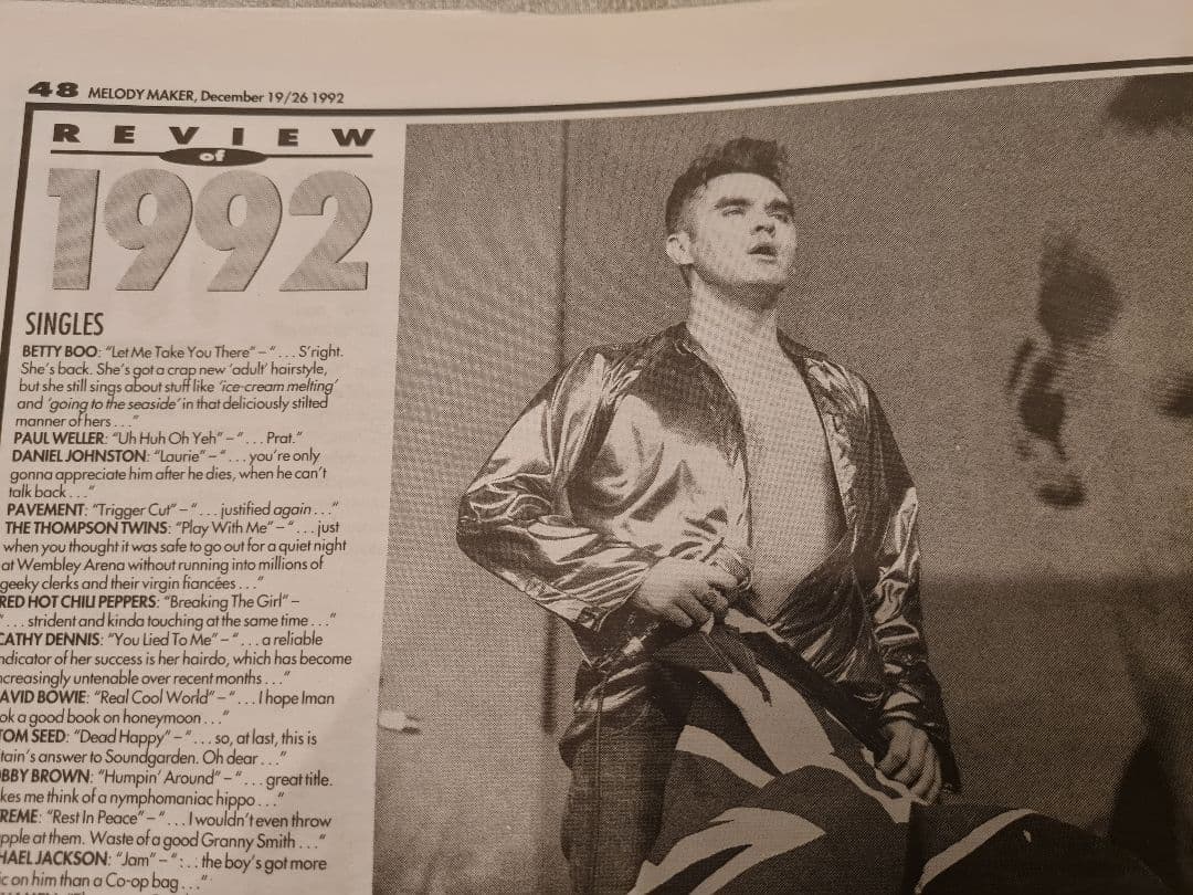 1992 UK Melody Maker with Kurt Cobain - メルカリ