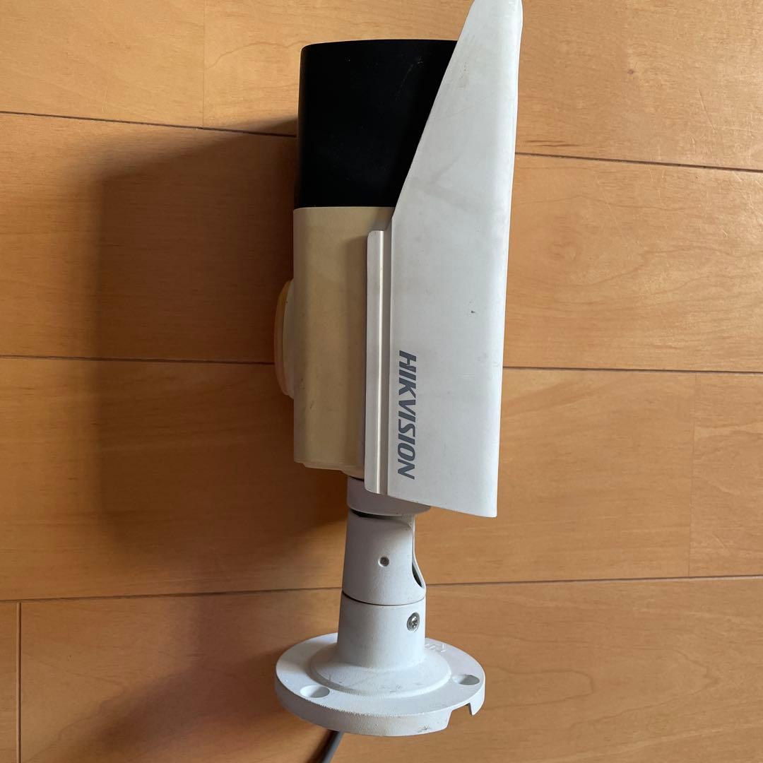 防犯カメラハイクビジョン製バレット型カメラ 品番DS-2CE16D8-IT3ZE