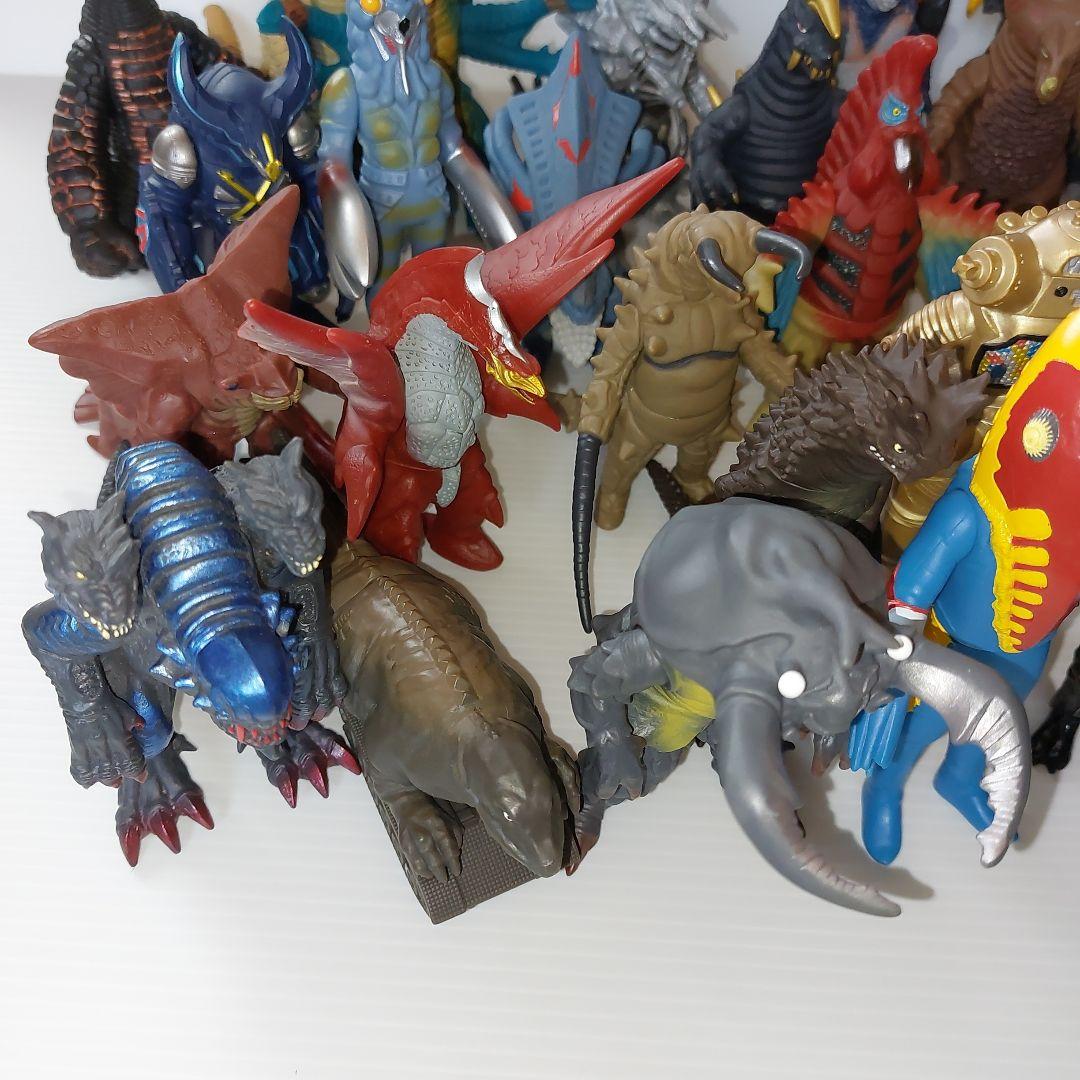 ウルトラマン ウルトラ怪獣500サイズシリーズ まとめて38体！ソフビ