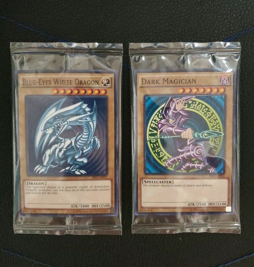 WCS 2015 記念品 ブラック・マジシャン 青眼の白龍 - メルカリ