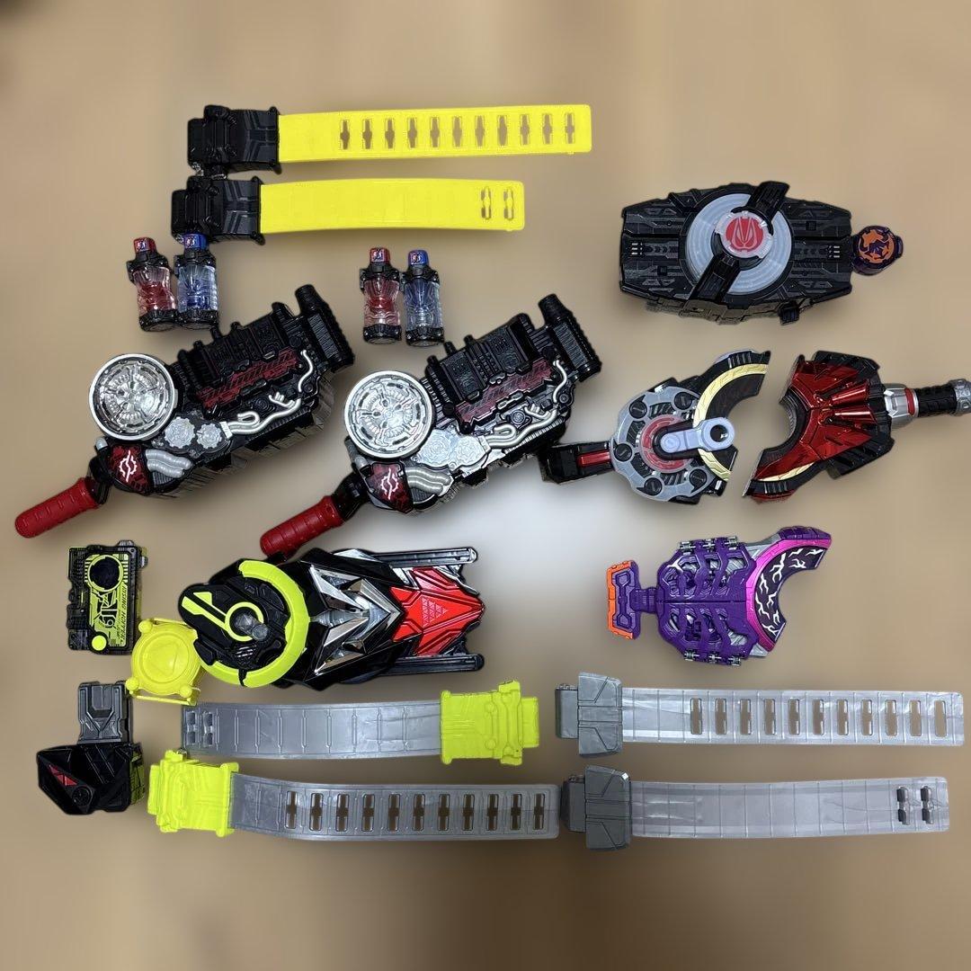 ビルドドライバー　ゼロワンドライバー　デザイアドライバー　ブーストマグナム 🦊DXデザイアドライバー発売まで あと1日！ ＼ 変身⑩ マグナムレイズ