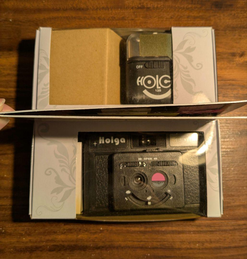 新品未使用　Holga 135TIM フィルムカメラ HOLGA（ホルガ） ホルガ【HOLGA】フィルムカメラ H-135 BC ビビット