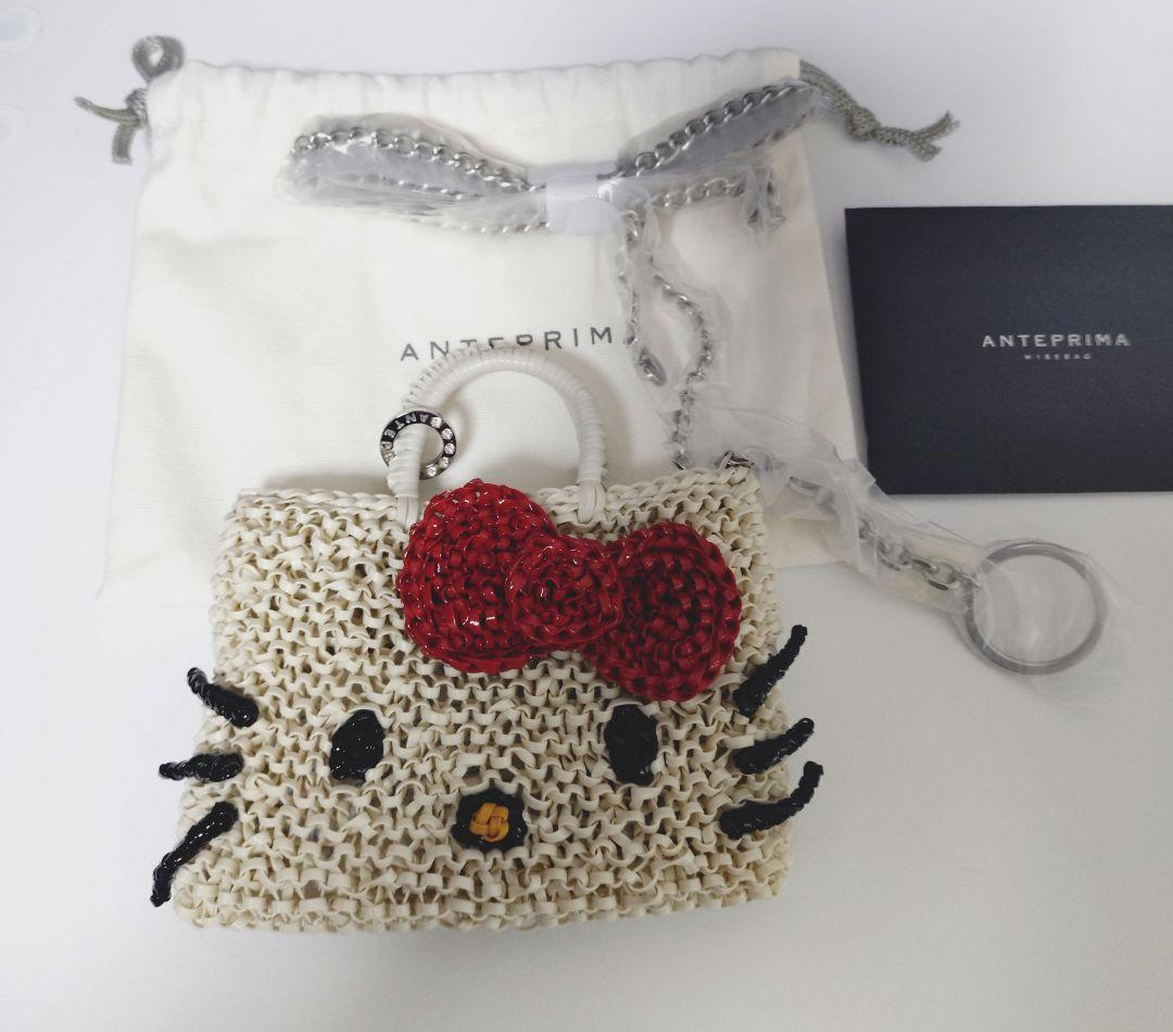 ☆地域限定専用☆アンテプリマ ハローキティピコマットホワイト ポーチ