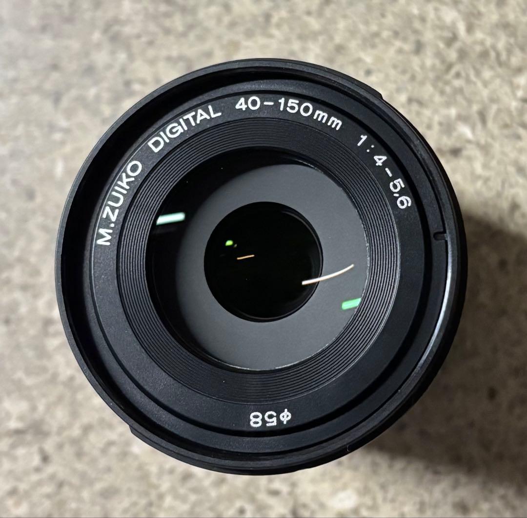 M.ZUIKO DIGITAL 40-150mm f/4-5.6 ズームレンズ