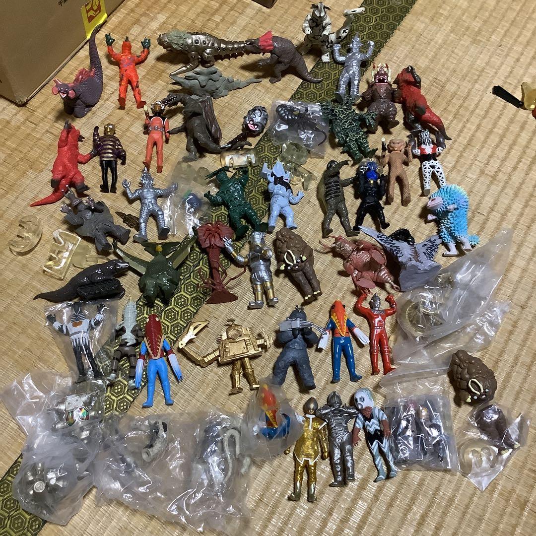 d*9様 貴重　ウルトラセブン　HGコレクション　怪獣　宇宙人　ロボットまとめ売 Yahoo!オークション - HGシリーズ ウルトラセブン 怪獣 星人 まとめて