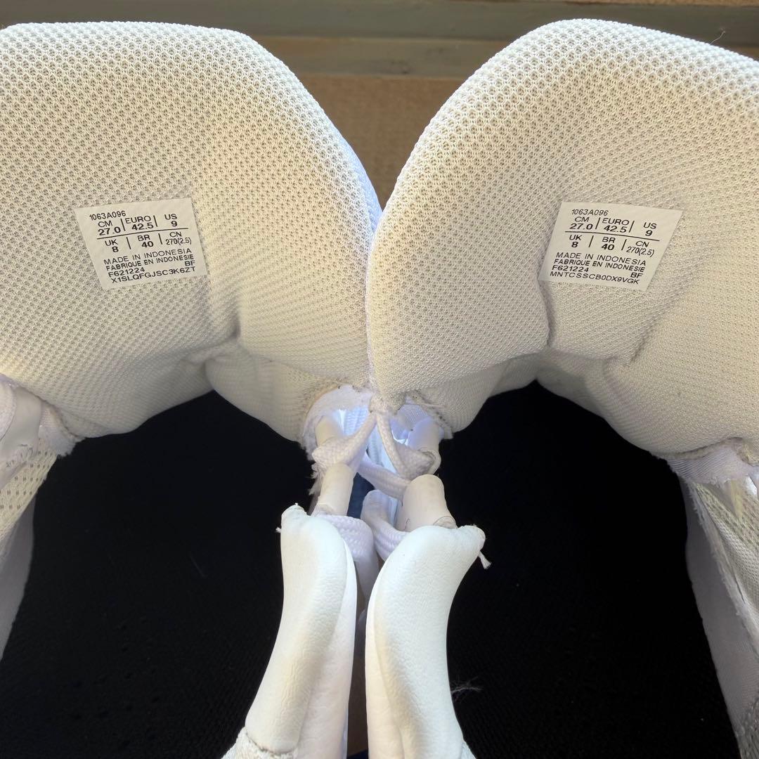 ASICS GELHOOP V17 27.0cm ホワイト