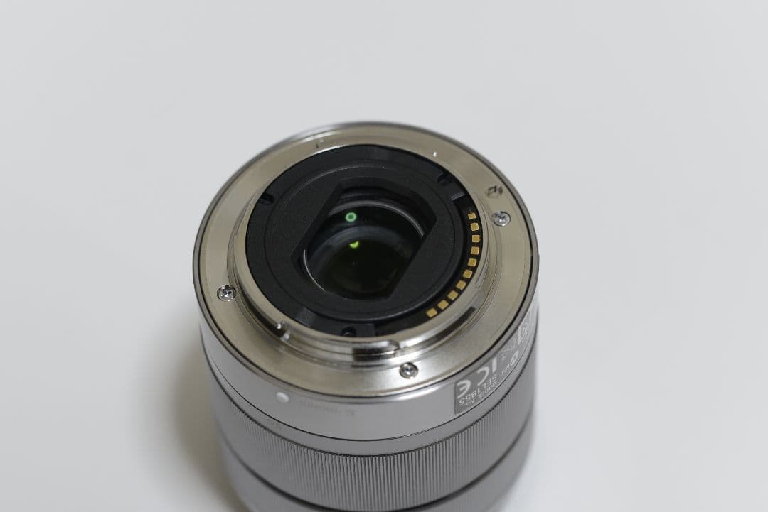 SONY E 18-55mm F3.5-5.6 OSS ズームレンズ