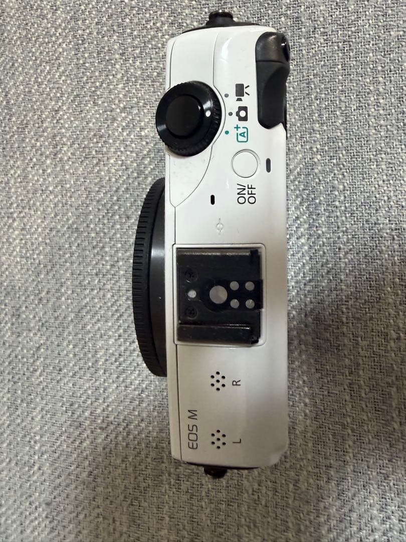 Canon ミラーレス　EOS M EF-M18~55mm F3.5-5.6