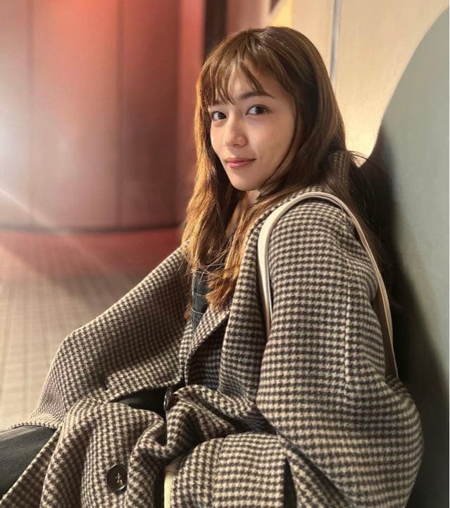 短期間出品※【silent/川口春奈さん着用】接結ハーフ丈Aラインコート