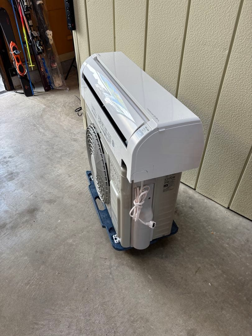 ⭕️ 2023年製 日立エアコン　2.2kw 主に6畳用　取り付け工事対応可