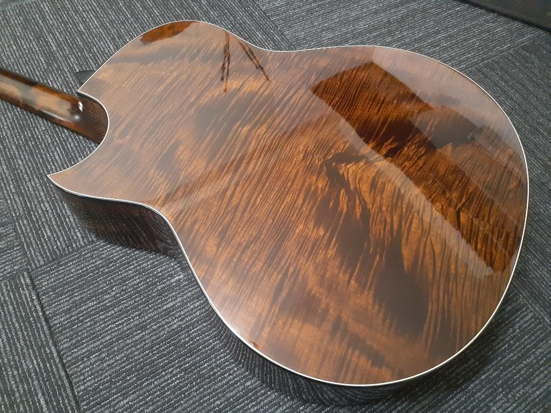 極上杢目 Taylor 618ce 貴重フローレンタインジャンボ 2016年製 - メルカリ