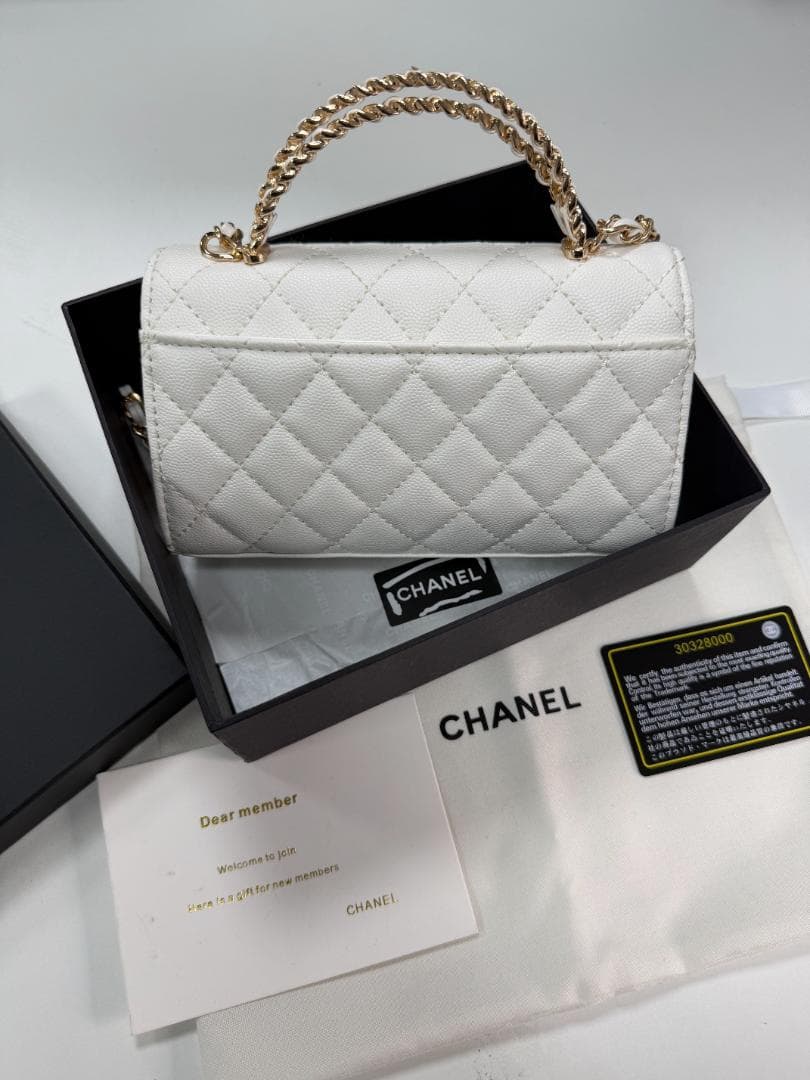 ホワイト キルティングバッグ - メルカリ